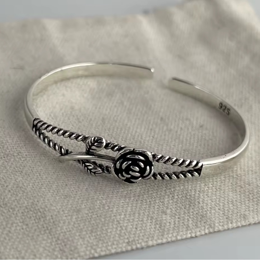 Cute 925 Silver Flower Rose Design Oxidized fashion bangle bracelet